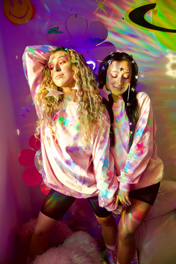 Festy Besty Super-Air Glow In The Dark Stars Long sleeve (Pink) Vanesa Seco, Pamela Seco, & Marina Fini